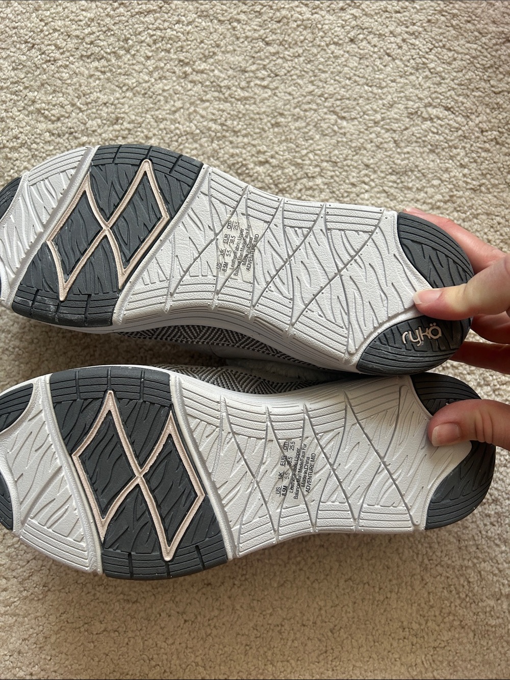 Cozy Slip-On Faux Fur Lined Shoes - Light Gray - Picture 4 of 8